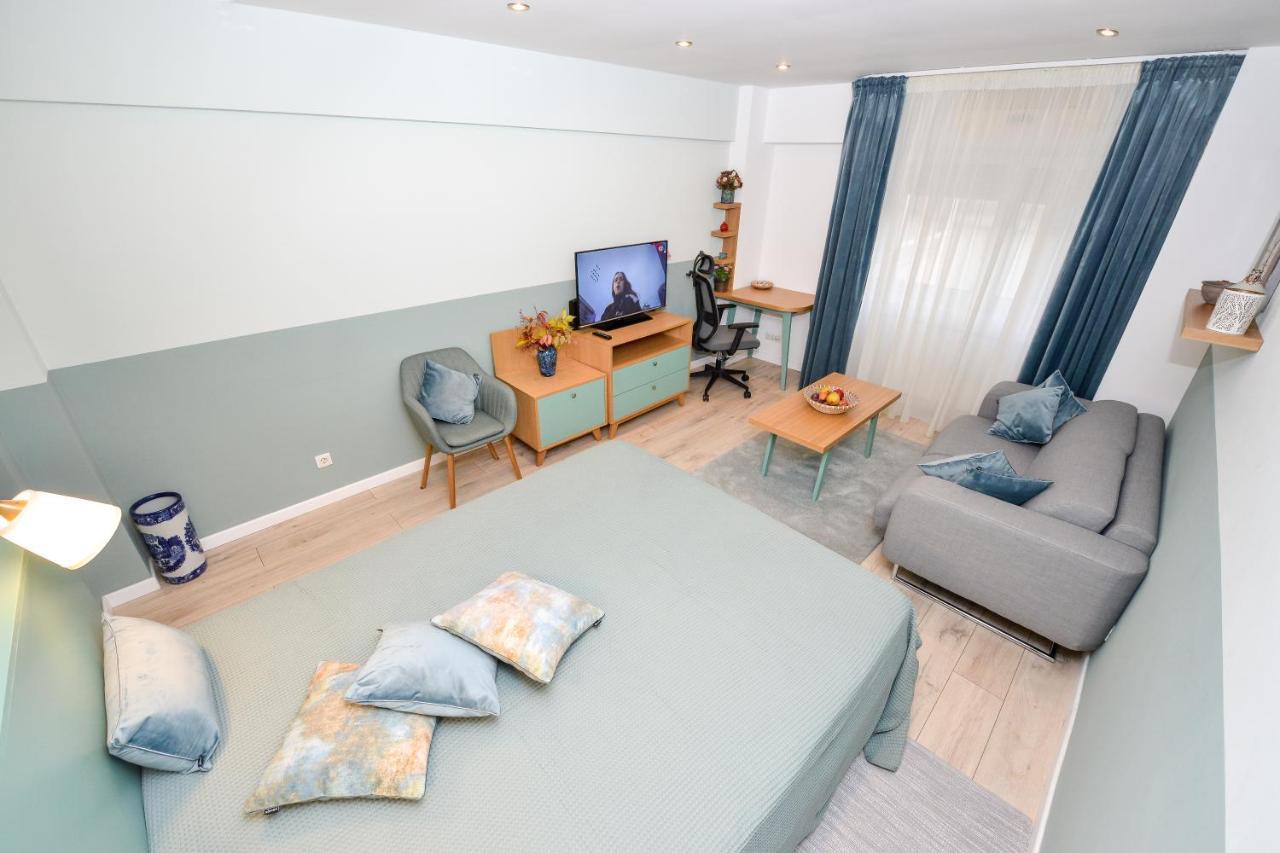 Victoriei_majestic Apartment